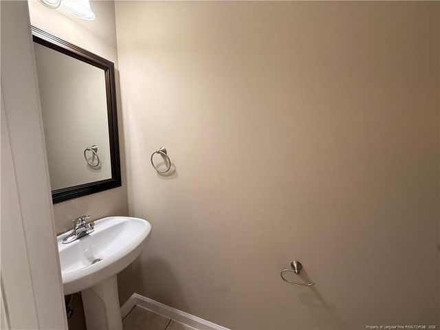 42 Grayson Place, Sanford, NC 27332