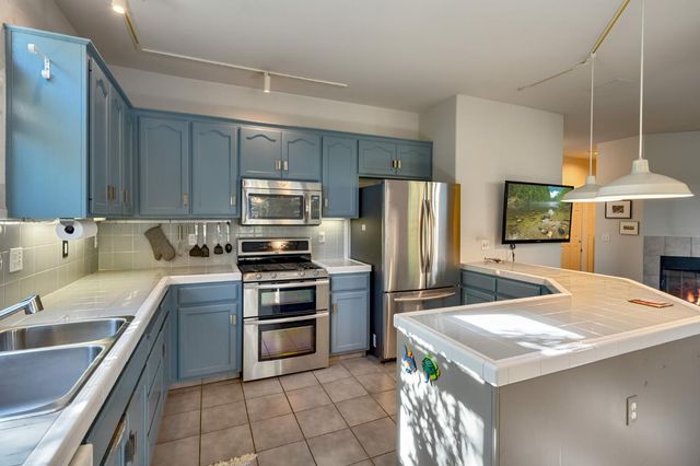 619 Vista Ln, Ione, CA 95640