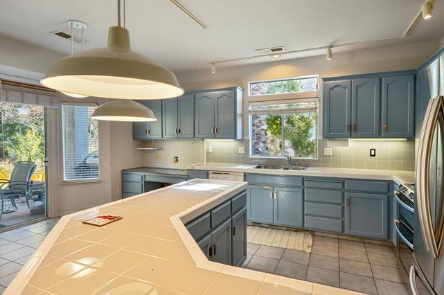 619 Vista Ln, Ione, CA 95640