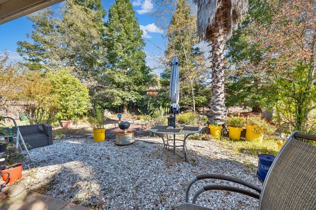 619 Vista Ln, Ione, CA 95640