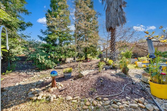 619 Vista Ln, Ione, CA 95640