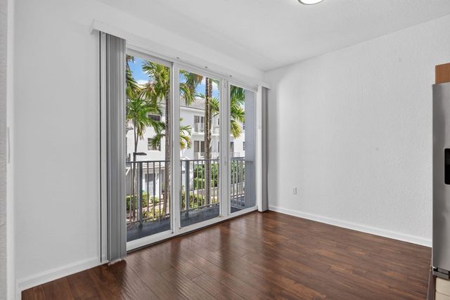 2725 NE 8TH Avenue 112, Wilton Manors, FL 33334