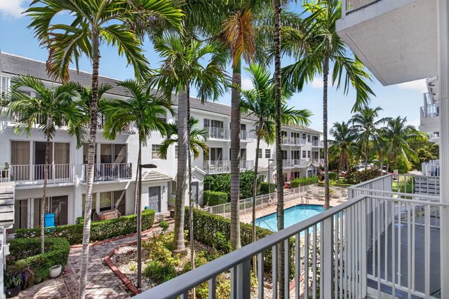 2725 NE 8TH Avenue 112, Wilton Manors, FL 33334