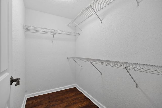 2725 NE 8TH Avenue 112, Wilton Manors, FL 33334