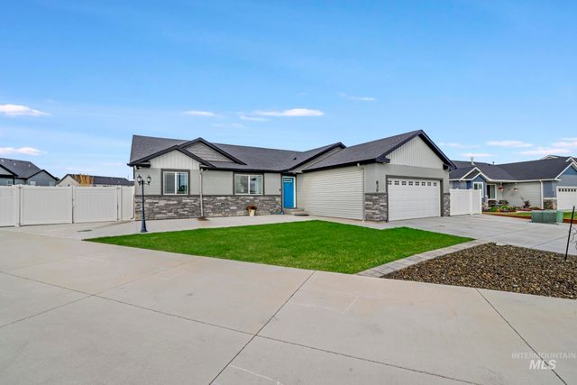 830 Cortni Ct, Twin Falls, ID 83301