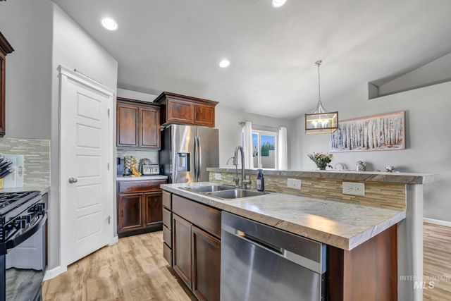 830 Cortni Ct, Twin Falls, ID 83301