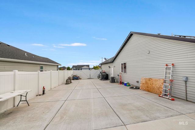 830 Cortni Ct, Twin Falls, ID 83301