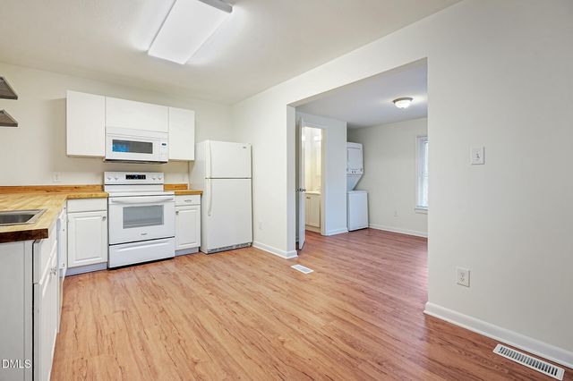 607 N Greensboro Street Unit B, Carrboro, NC 27510