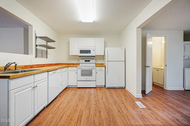 607 N Greensboro Street Unit B, Carrboro, NC 27510