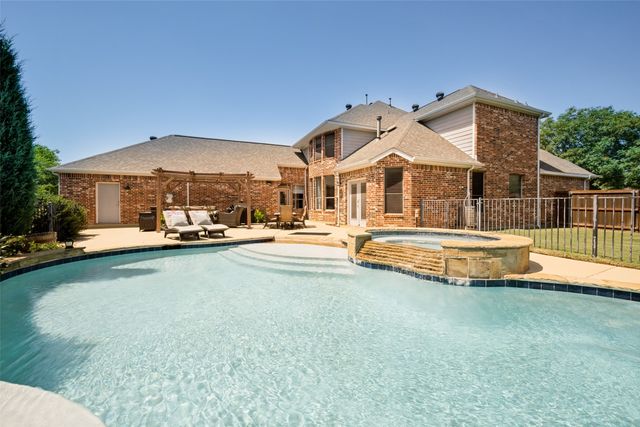 616 Unbridled Lane, Keller, TX 76248