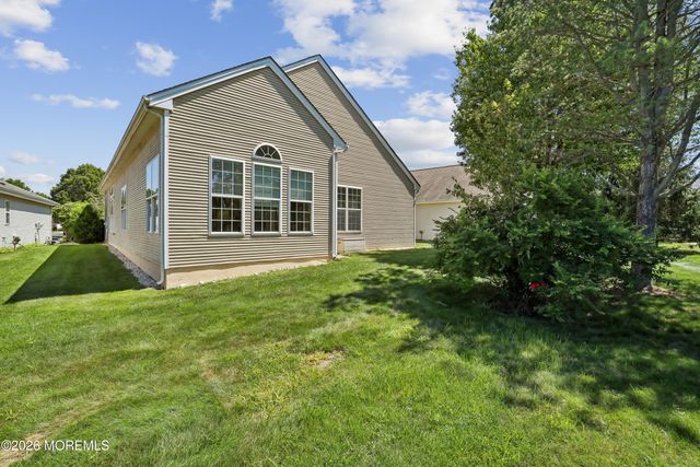 487 Huntington Drive, Jackson, NJ 08527