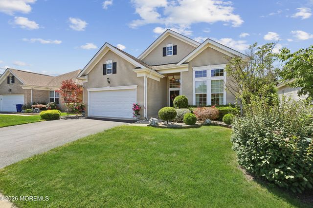 487 Huntington Drive, Jackson, NJ 08527
