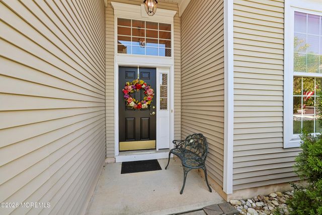487 Huntington Drive, Jackson, NJ 08527