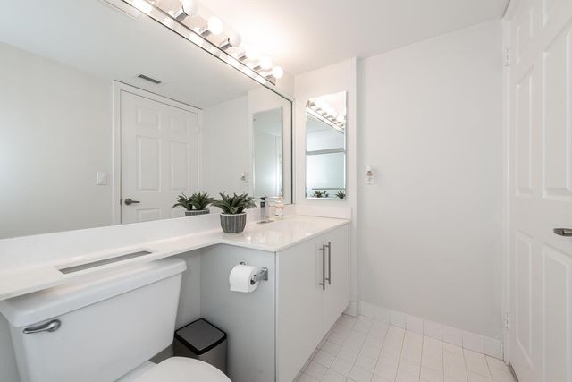 7466 Trent Dr 303, Fort Lauderdale, FL 33321