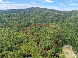 001 Pond Road, Spruce Pine, NC 28777
