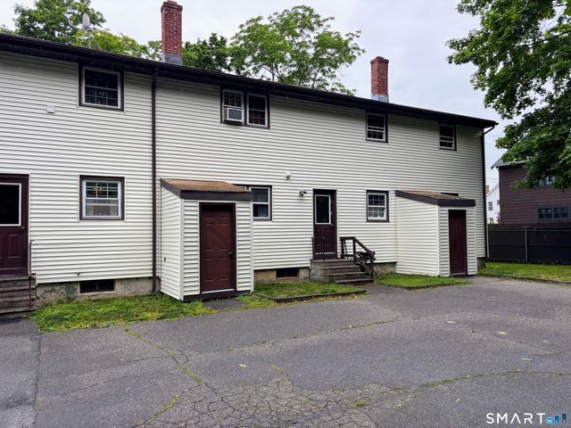 8 Canterbury Lane 2, Clinton, CT 06413