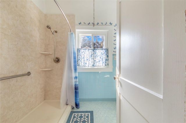 107 S 1ST STREET, Haines City, FL 33844