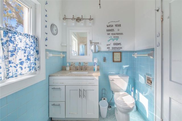 107 S 1ST STREET, Haines City, FL 33844