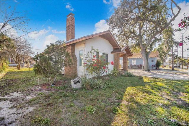 107 S 1ST STREET, Haines City, FL 33844