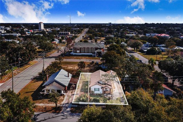 107 S 1ST STREET, Haines City, FL 33844