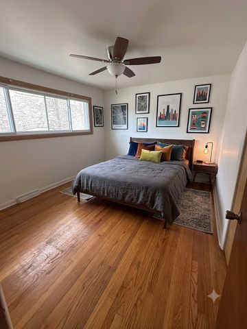 266 W Washington Boulevard 2N, Oak Park, IL 60302