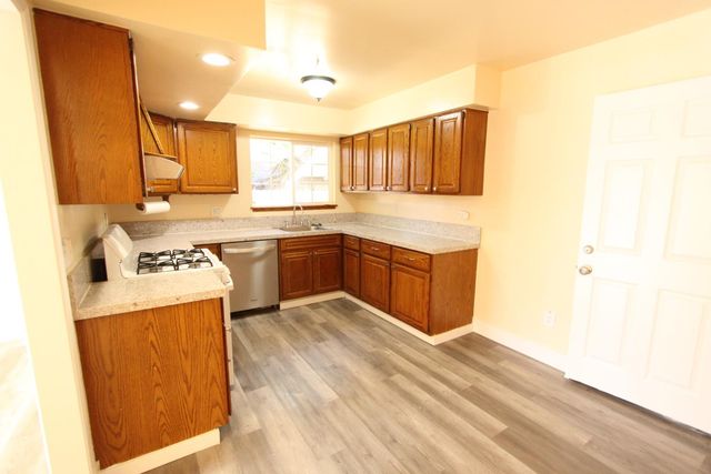 10492 Georgetown Dr, Rancho Cordova, CA 95670