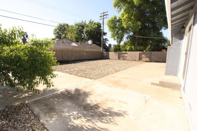 10492 Georgetown Dr, Rancho Cordova, CA 95670