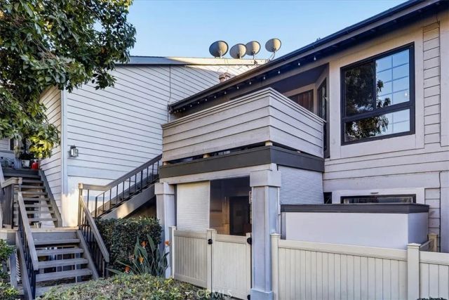 883 W 34th N, Long Beach, CA 90806