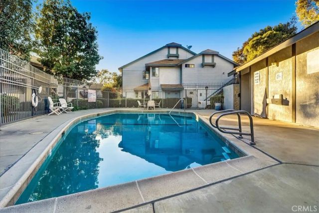 883 W 34th N, Long Beach, CA 90806