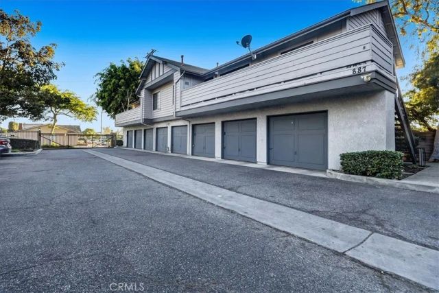 883 W 34th N, Long Beach, CA 90806