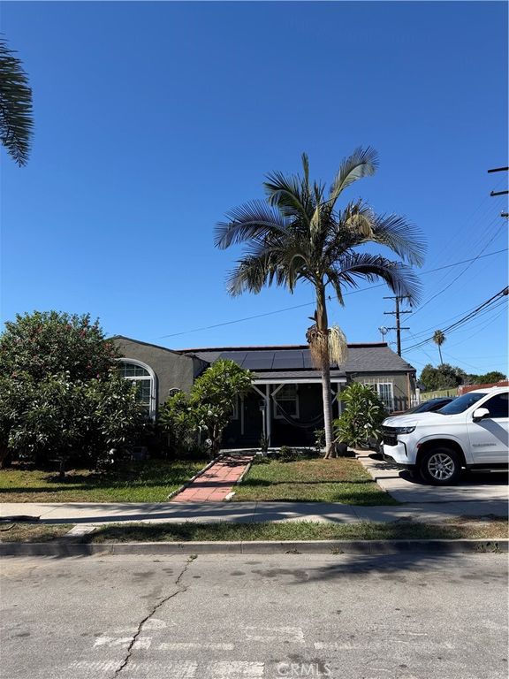 221 N Pearl, Compton, CA 90221 — exterior