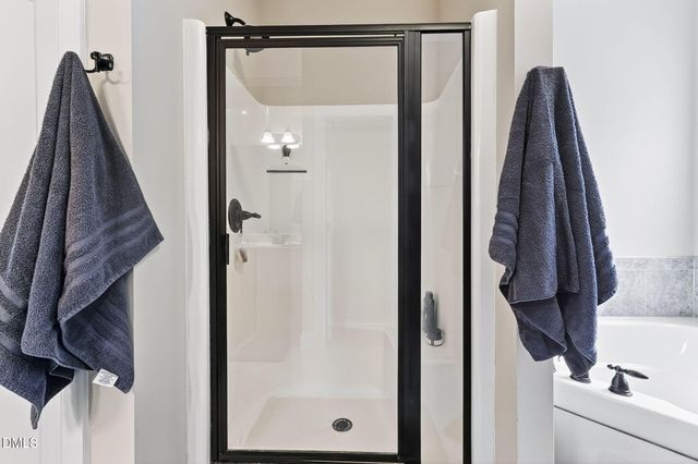 223 Landover Lane, Four Oaks, NC 27524