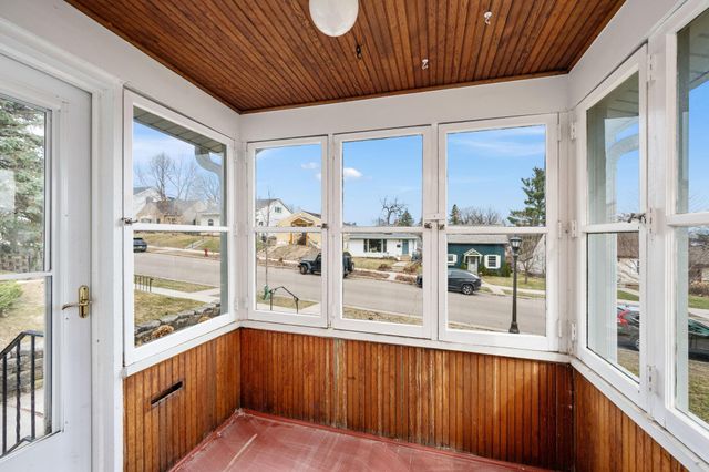 1244 Hartford Avenue, Saint Paul, MN 55116