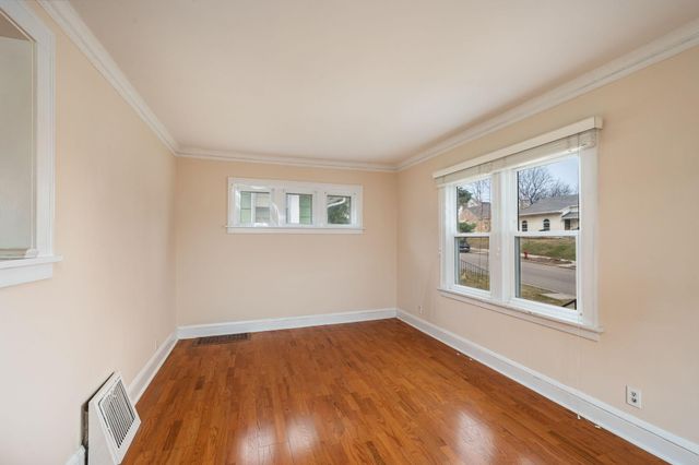 1244 Hartford Avenue, Saint Paul, MN 55116