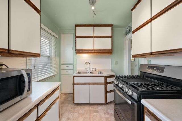 1244 Hartford Avenue, Saint Paul, MN 55116