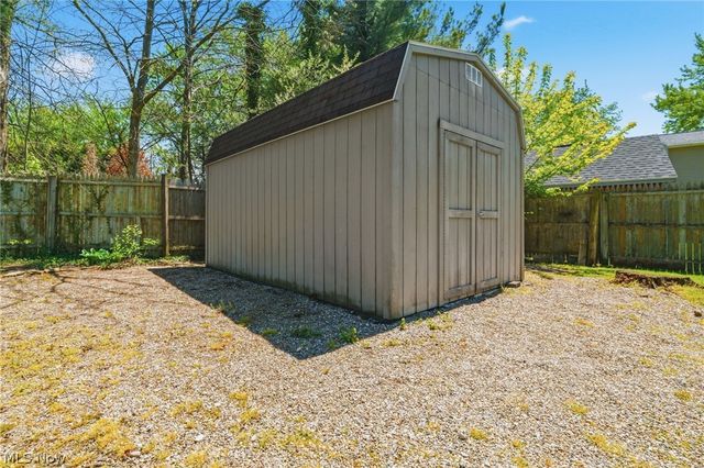 9883 Meldon Drive, Streetsboro, OH 44241