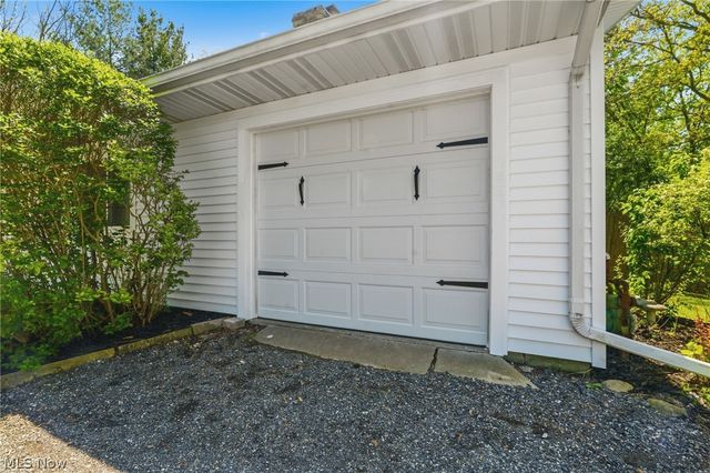 9883 Meldon Drive, Streetsboro, OH 44241