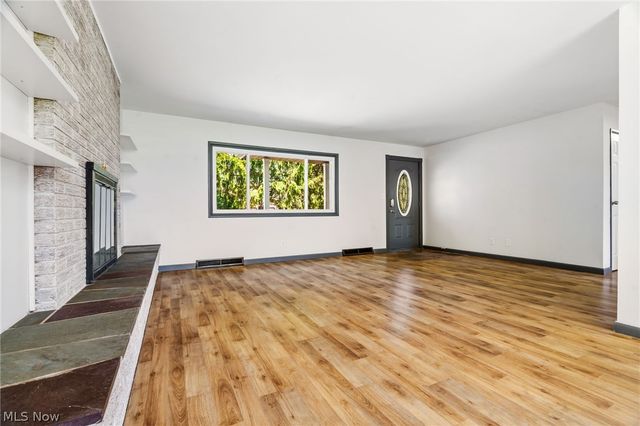 9883 Meldon Drive, Streetsboro, OH 44241