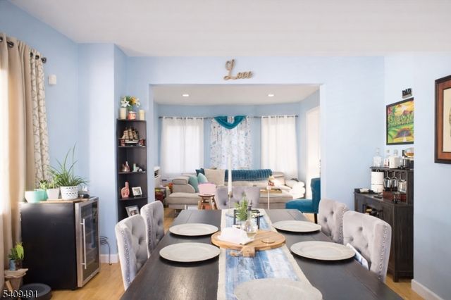 98 Weequahic Ave, Newark City, NJ 07112