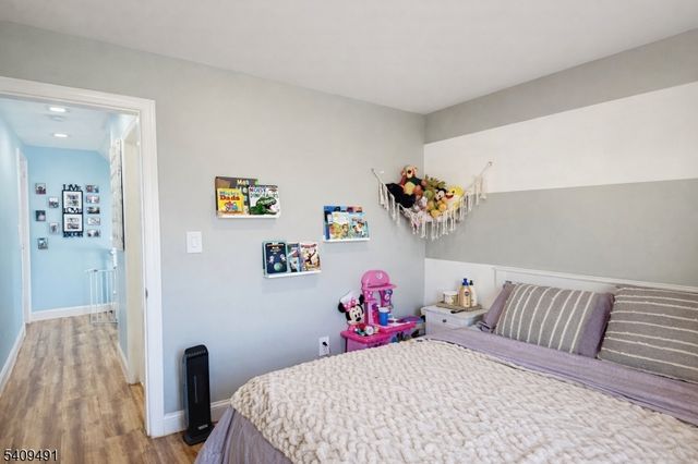 98 Weequahic Ave, Newark City, NJ 07112