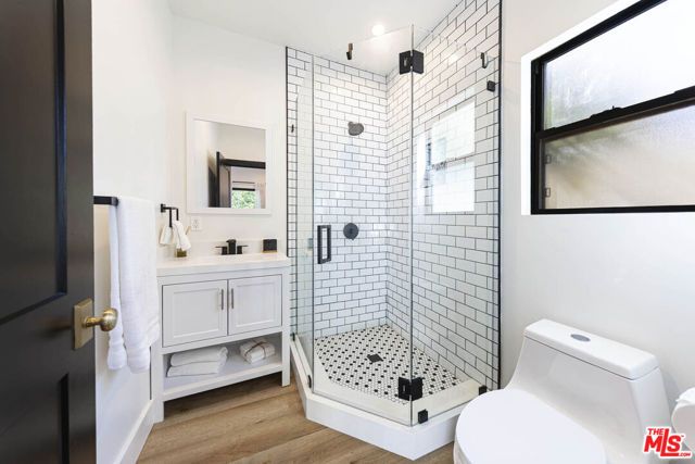 123 S Kilkea Drive, Los Angeles, CA 90048
