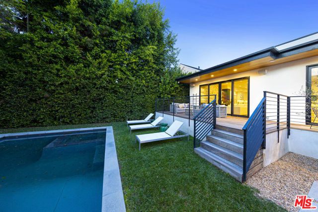 123 S Kilkea Drive, Los Angeles, CA 90048