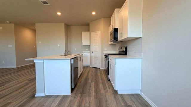 909 BOLL WEEVIL Drive, Cleburne, TX 76031