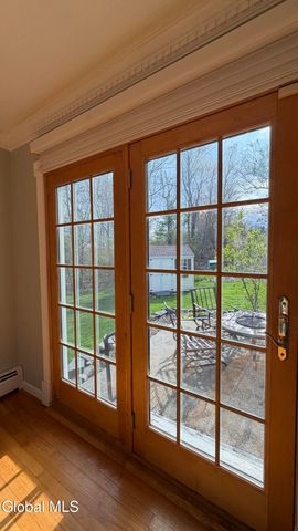 31 Sterup Drive, Pittstown, NY 12180