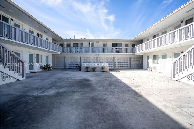 6650 Miller Dr 19, South Miami, FL 33155