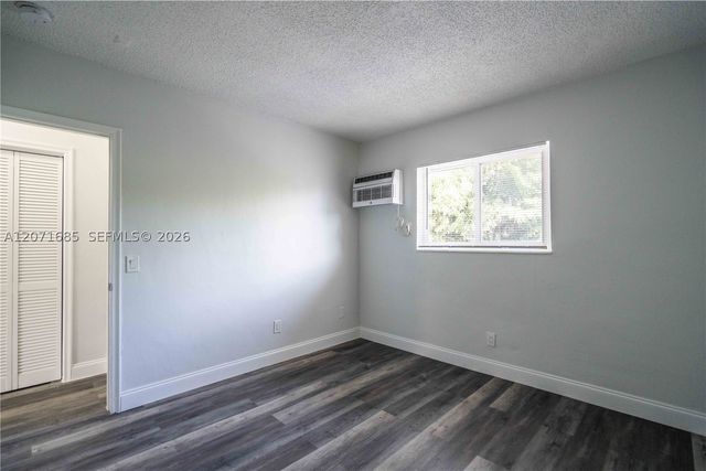 6650 Miller Dr 19, South Miami, FL 33155