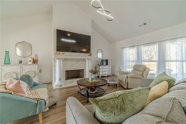 2301 Twin Oak Place, Monroe, GA 30656