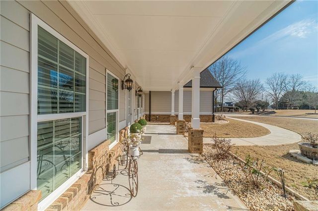 2301 Twin Oak Place, Monroe, GA 30656