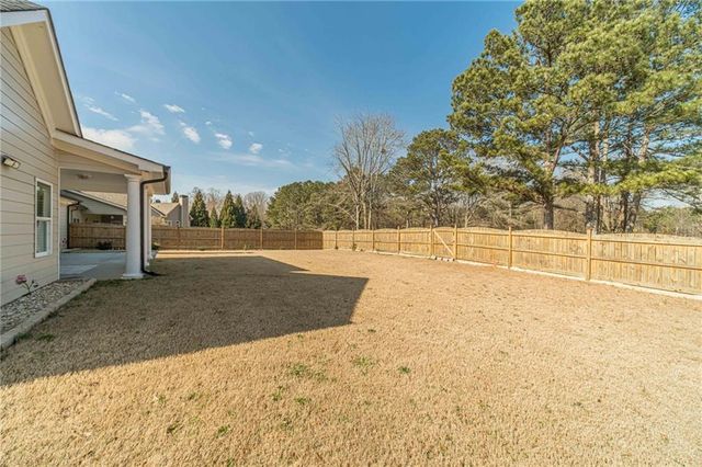 2301 Twin Oak Place, Monroe, GA 30656