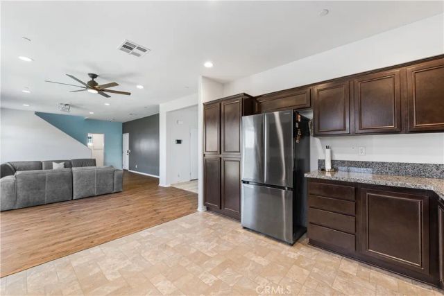 2517 San Madrid Way, Rosamond, CA 93560